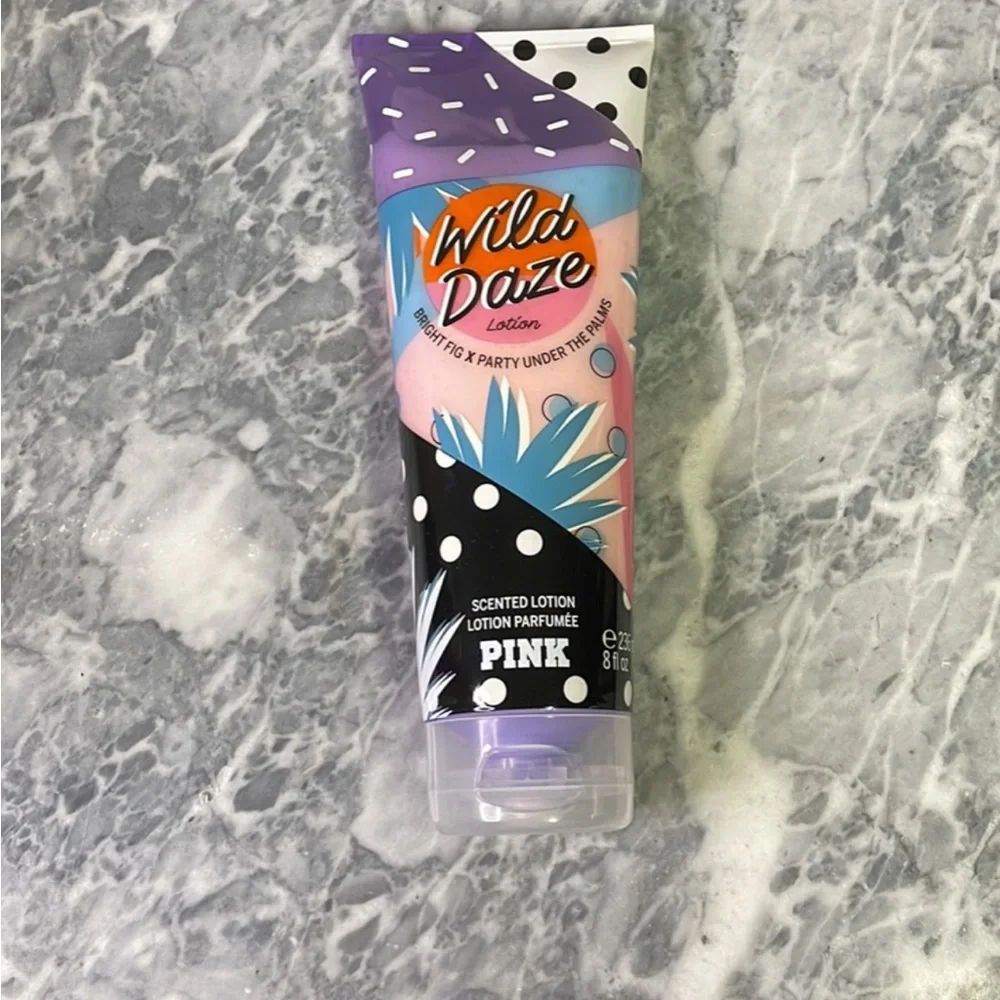 New Victorias Secret Pink Body‎ Lotion Wild Haze